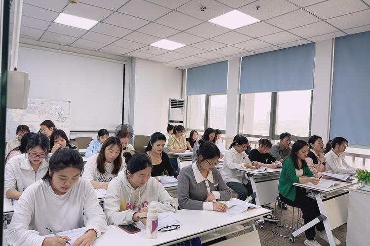 去会计培训班,从零开始,要学多久才能工作 去会计培训班,从零开始,要学多久才能工作